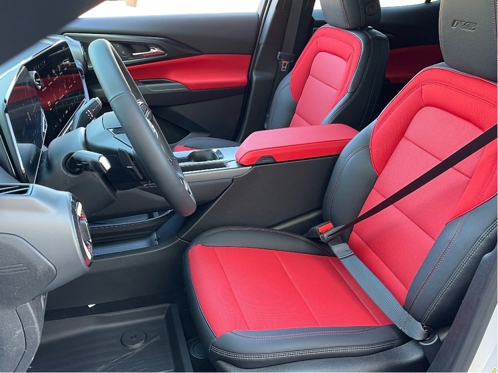 2025 Chevrolet Equinox EV in Joliette, Quebec - 9 - w1024h768px