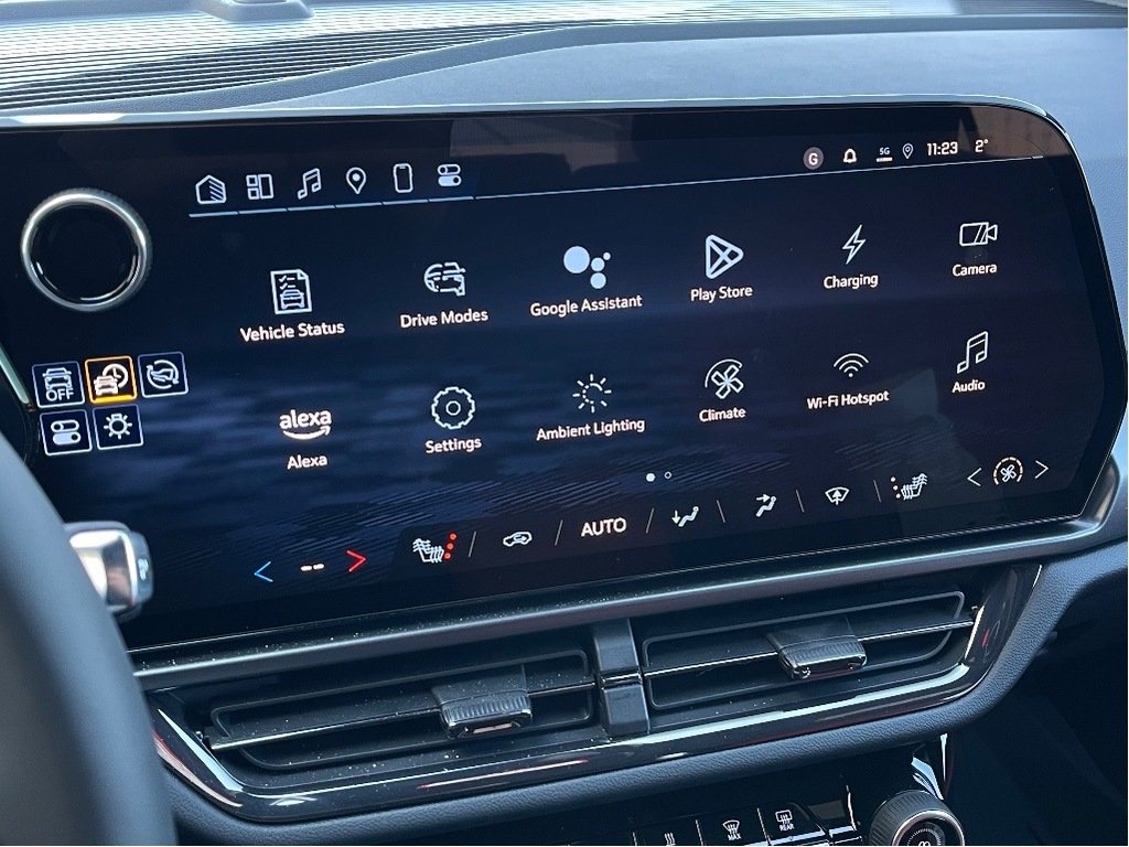 2025 Chevrolet Equinox EV in Joliette, Quebec - 15 - w1024h768px
