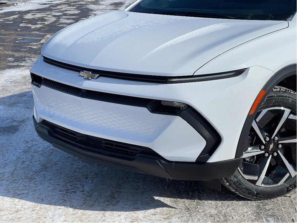 2025 Chevrolet Equinox EV in Joliette, Quebec - 6 - w1024h768px