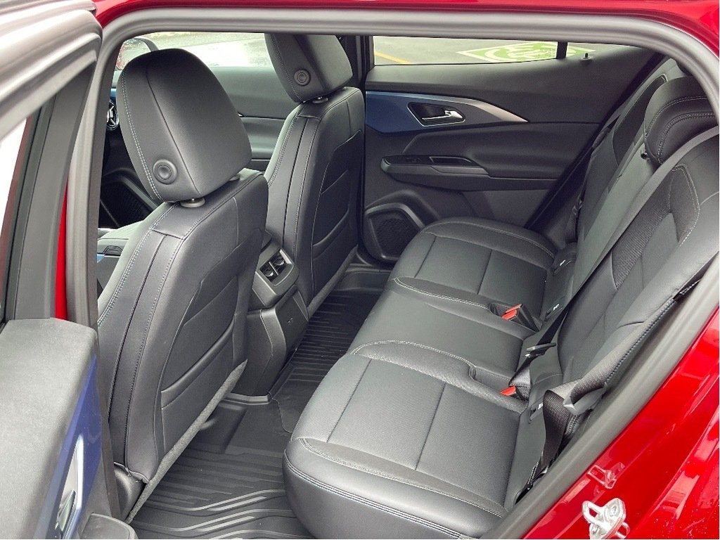 2025 Chevrolet Equinox EV in Joliette, Quebec - 10 - w1024h768px