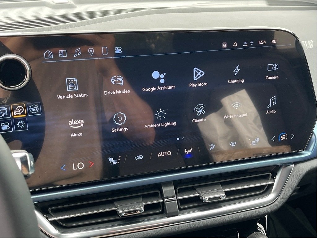 2025 Chevrolet Equinox EV in Joliette, Quebec - 15 - w1024h768px