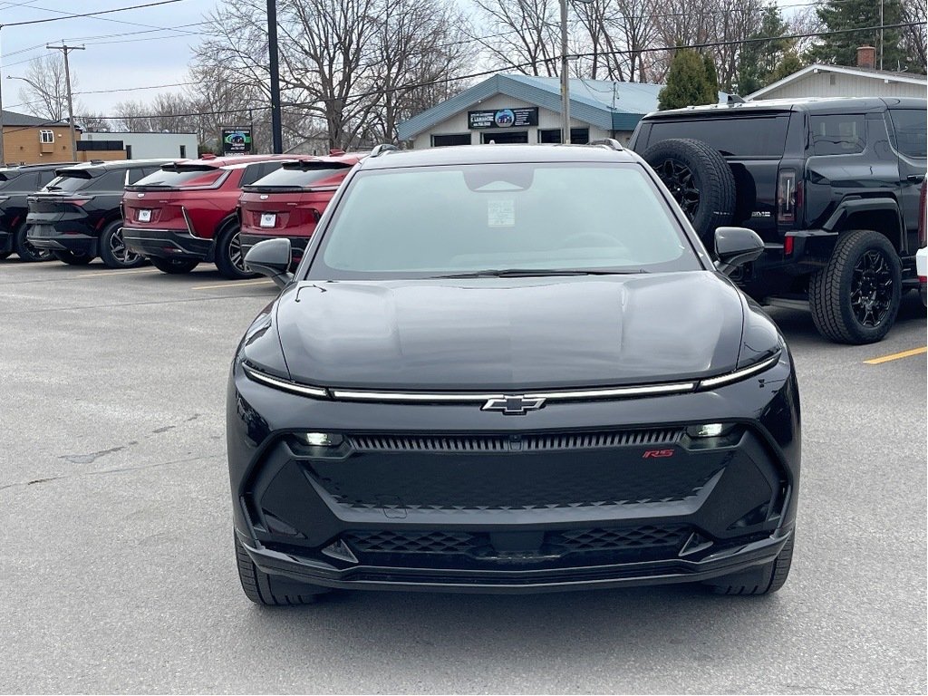 Chevrolet Equinox EV  2025 à Joliette, Québec - 2 - w1024h768px