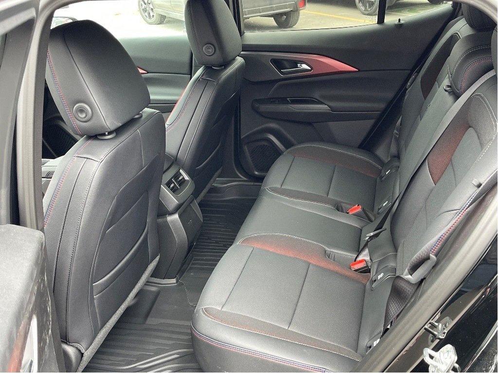 Chevrolet Equinox EV  2025 à Joliette, Québec - 10 - w1024h768px