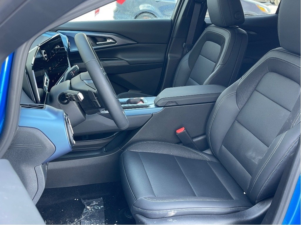 Chevrolet Equinox EV  2025 à Joliette, Québec - 9 - w1024h768px