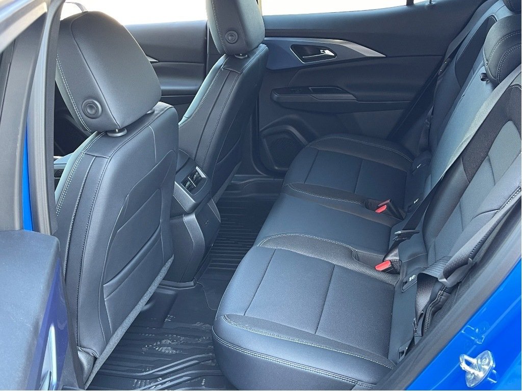 Chevrolet Equinox EV  2025 à Joliette, Québec - 10 - w1024h768px