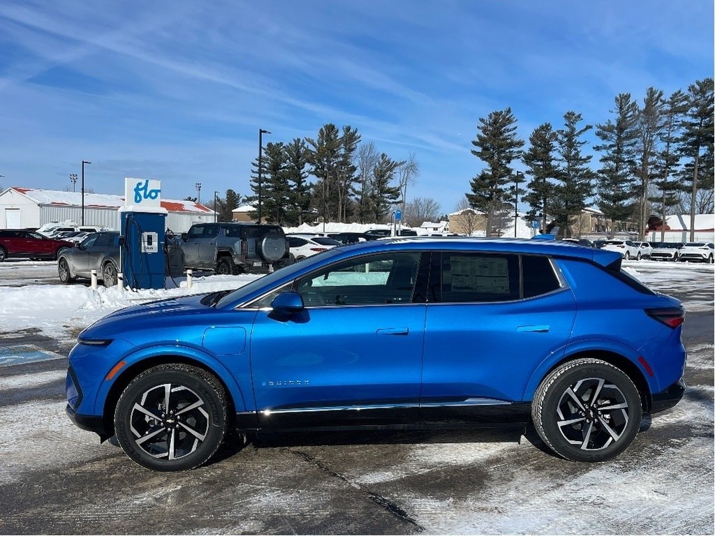 2025 Chevrolet Equinox EV in Joliette, Quebec - 3 - w1024h768px