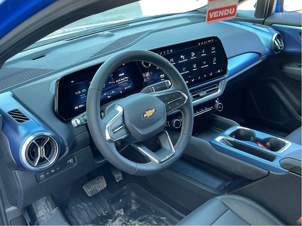 Chevrolet Equinox EV  2025 à Joliette, Québec - 8 - w1024h768px