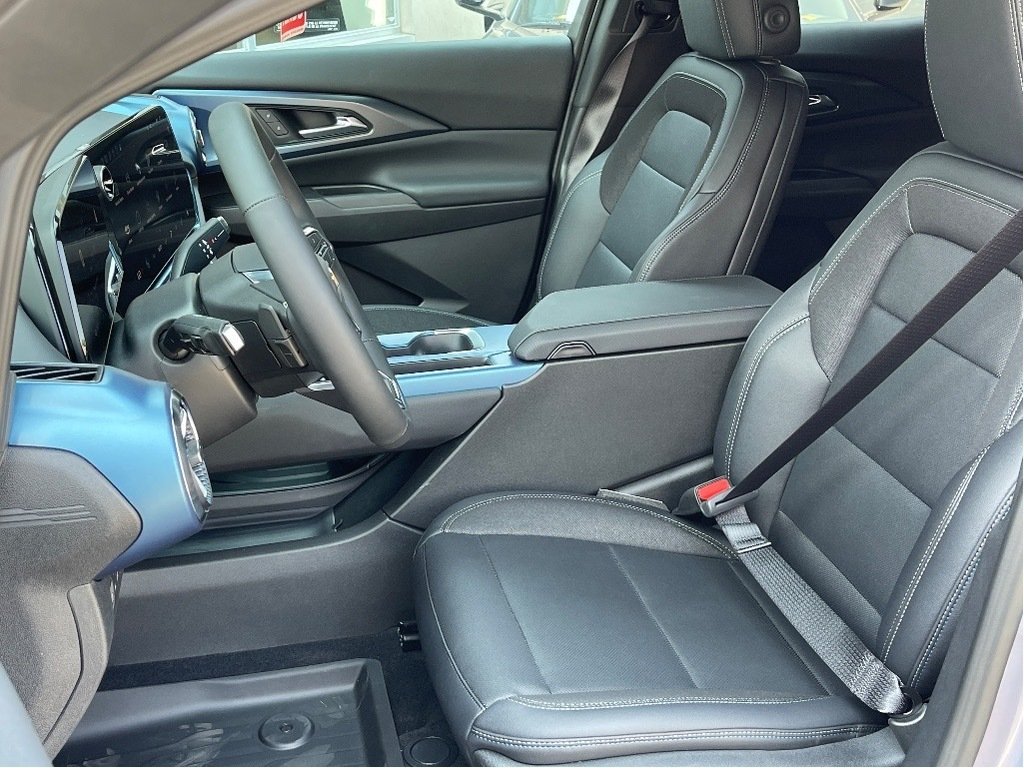 Chevrolet Equinox EV  2025 à Joliette, Québec - 9 - w1024h768px