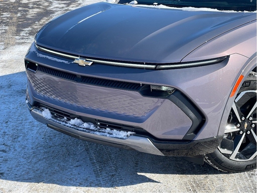 2025 Chevrolet Equinox EV in Joliette, Quebec - 6 - w1024h768px