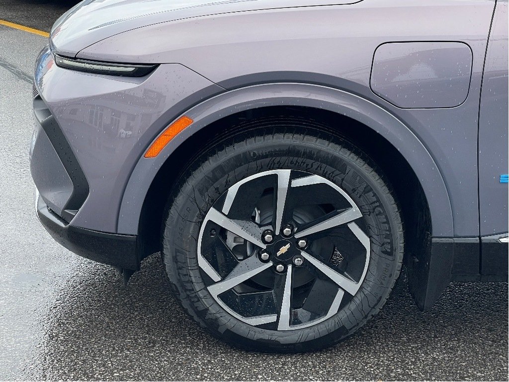 2025 Chevrolet Equinox EV in Joliette, Quebec - 7 - w1024h768px
