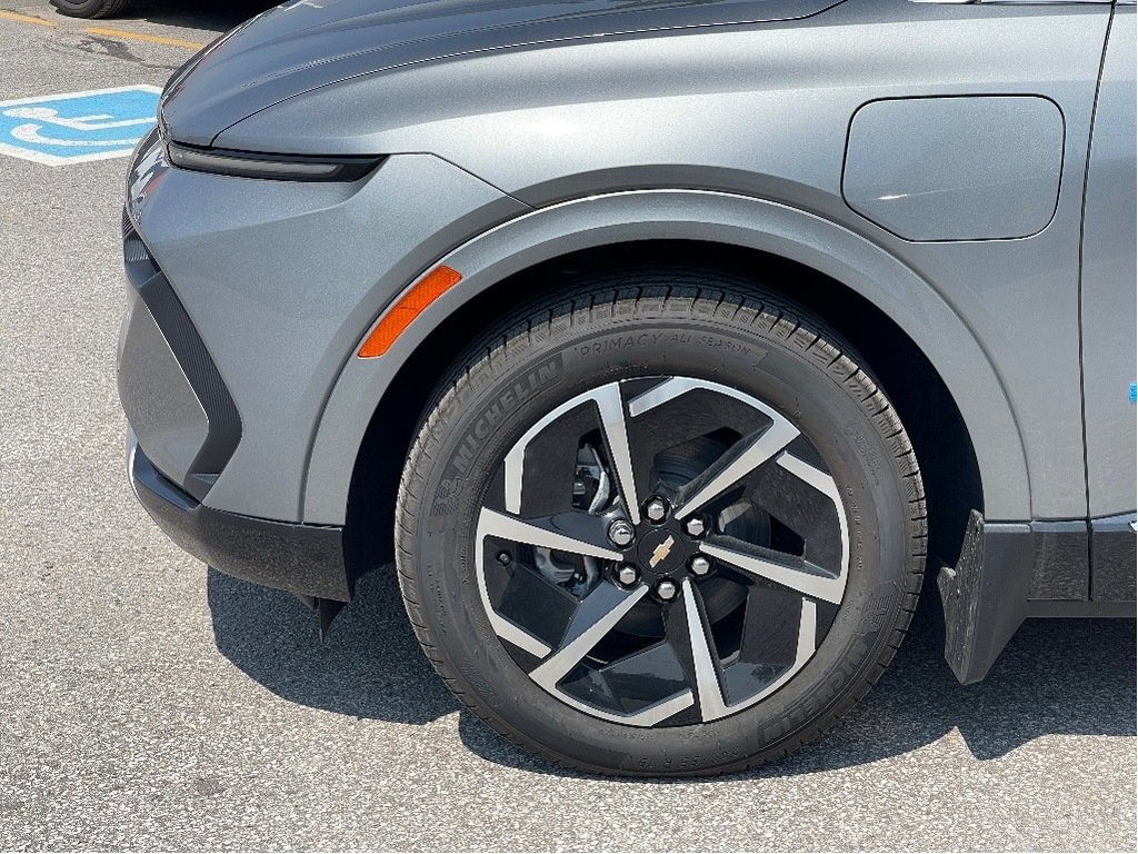 Chevrolet Equinox EV  2025 à Joliette, Québec - 7 - w1024h768px