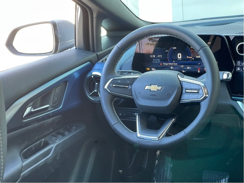 2025 Chevrolet Equinox EV in Joliette, Quebec - 13 - w1024h768px