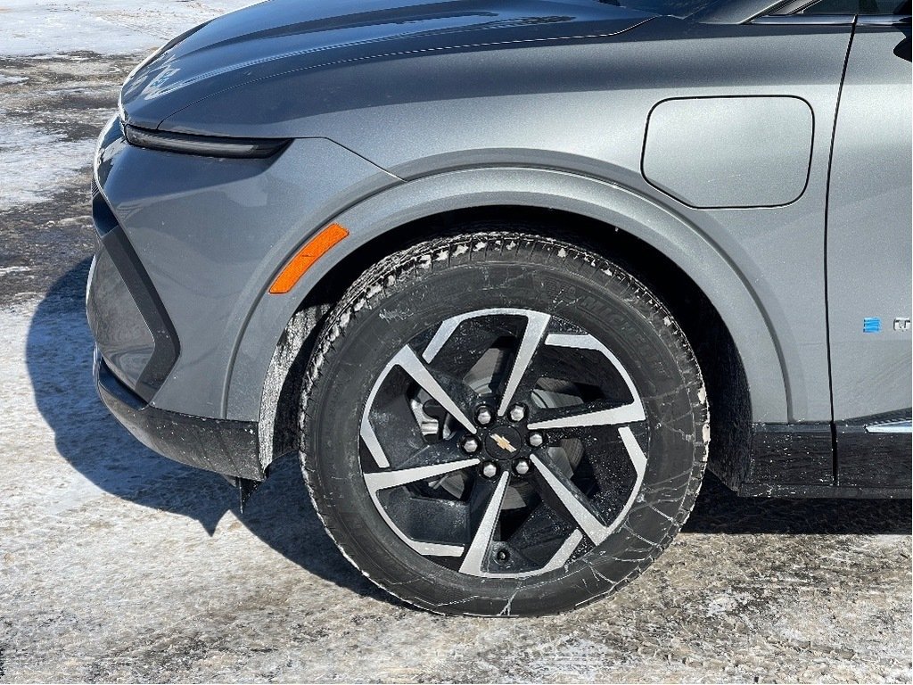 2025 Chevrolet Equinox EV in Joliette, Quebec - 7 - w1024h768px