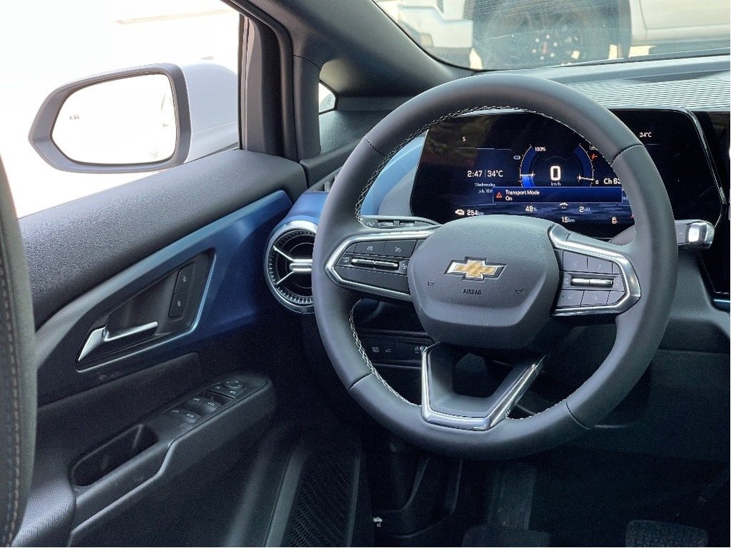 Chevrolet Equinox EV  2025 à Joliette, Québec - 13 - w1024h768px