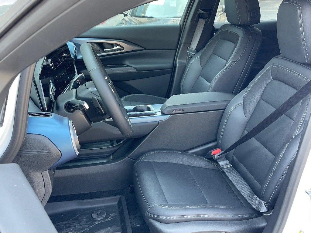 Chevrolet Equinox EV  2025 à Joliette, Québec - 9 - w1024h768px
