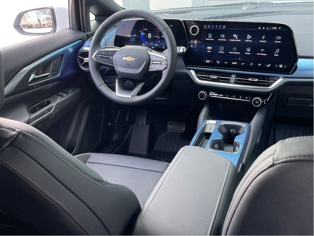 2025 Chevrolet Equinox EV in Joliette, Quebec - 11 - w1024h768px