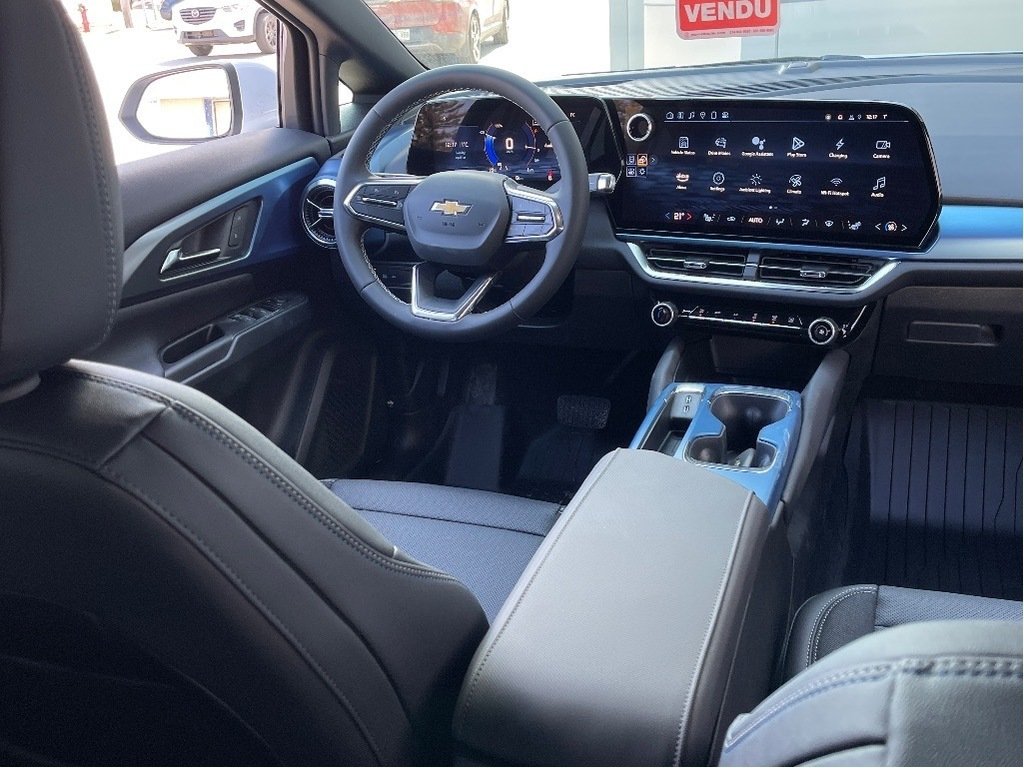 Chevrolet Equinox EV  2025 à Joliette, Québec - 11 - w1024h768px