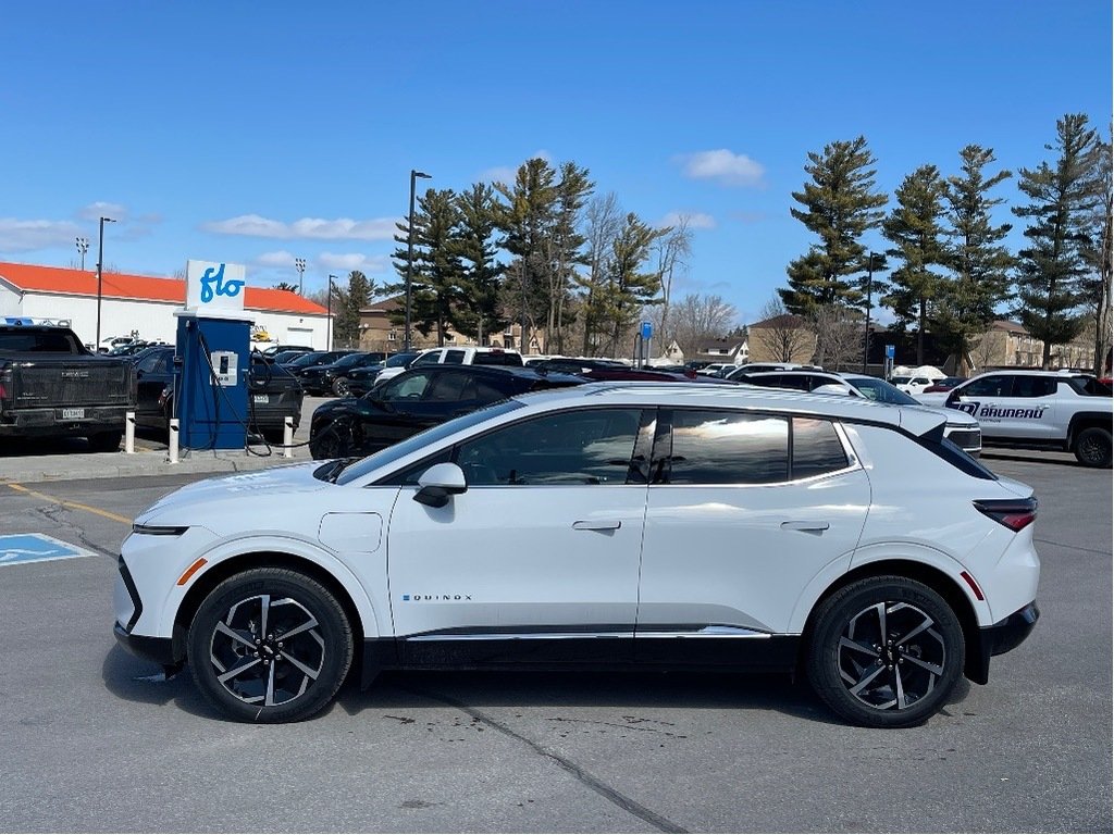 Chevrolet Equinox EV  2025 à Joliette, Québec - 3 - w1024h768px