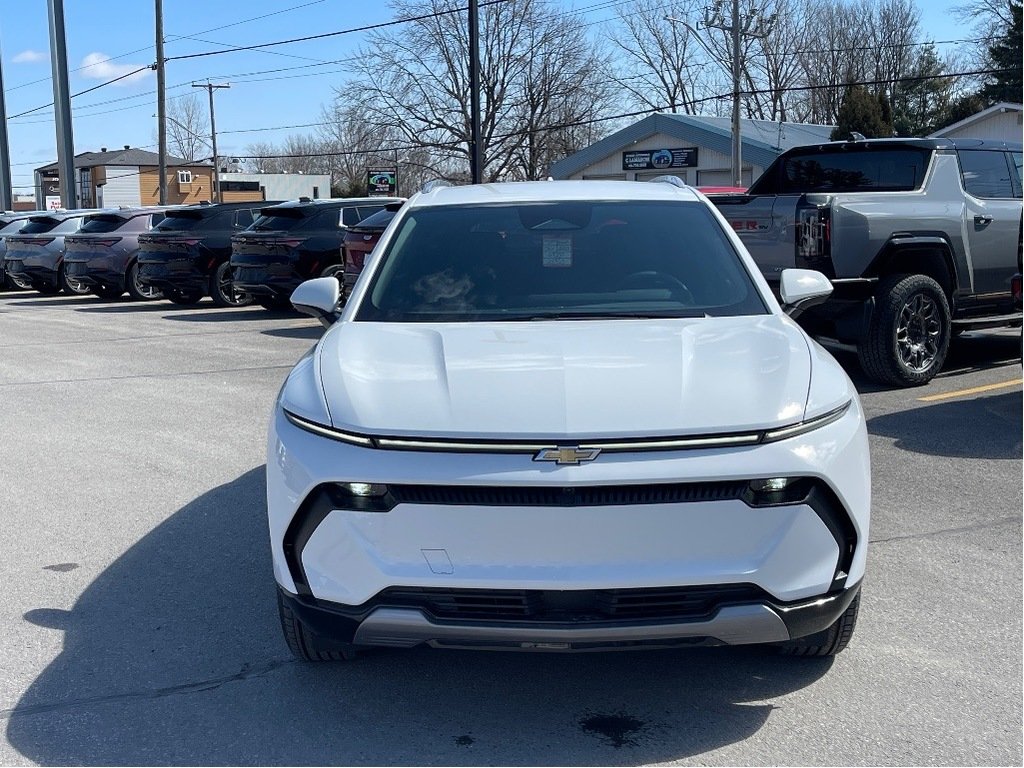 Chevrolet Equinox EV  2025 à Joliette, Québec - 2 - w1024h768px