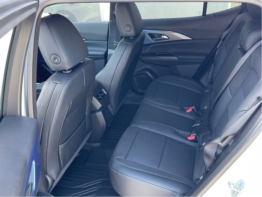Chevrolet Equinox EV  2025 à Joliette, Québec - 10 - w1024h768px