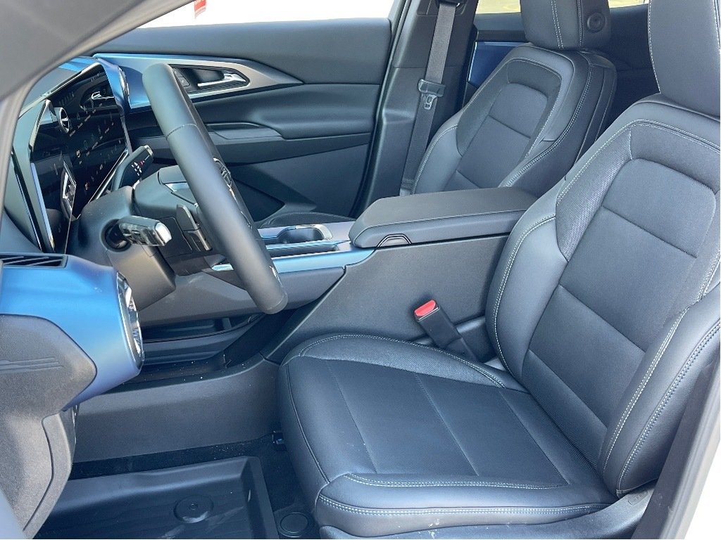 Chevrolet Equinox EV  2025 à Joliette, Québec - 9 - w1024h768px