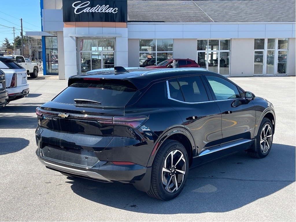 2025 Chevrolet Equinox EV in Joliette, Quebec - 4 - w1024h768px