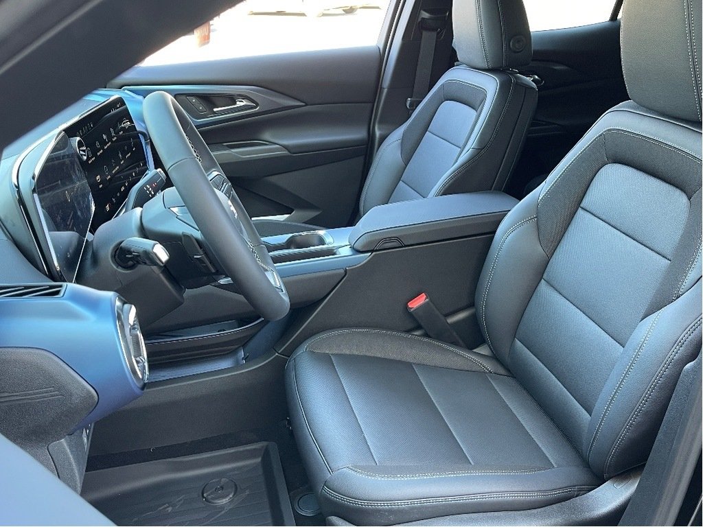 2025 Chevrolet Equinox EV in Joliette, Quebec - 9 - w1024h768px