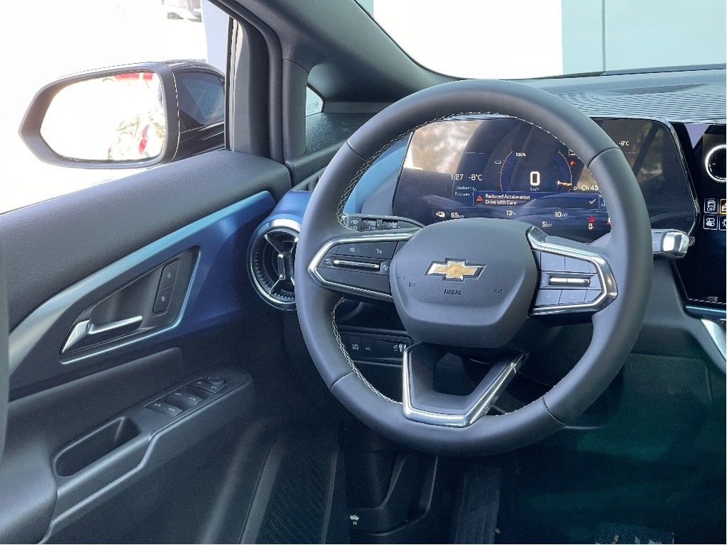 2025 Chevrolet Equinox EV in Joliette, Quebec - 13 - w1024h768px