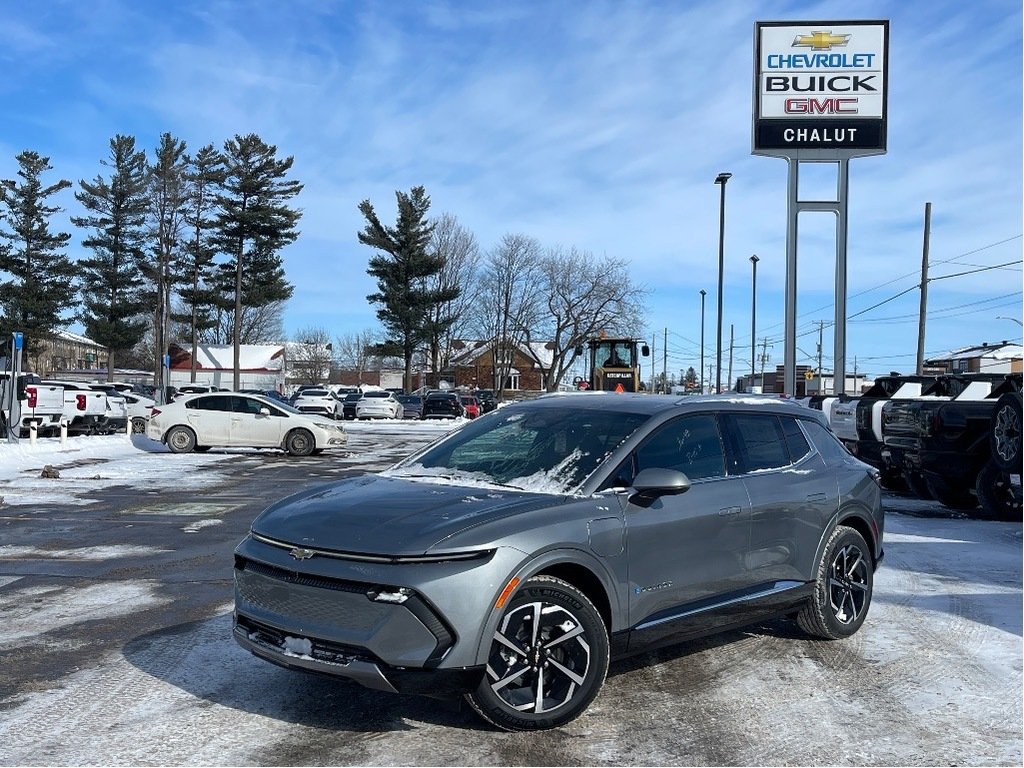 2025 Chevrolet Equinox EV in Joliette, Quebec - 1 - w1024h768px