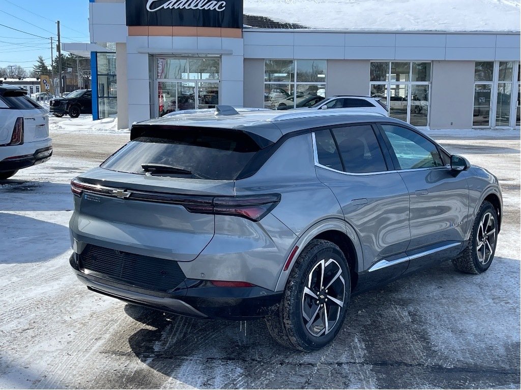 2025 Chevrolet Equinox EV in Joliette, Quebec - 4 - w1024h768px