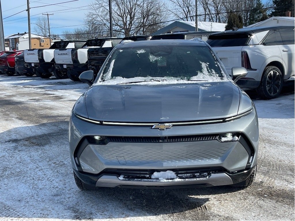 2025 Chevrolet Equinox EV in Joliette, Quebec - 2 - w1024h768px