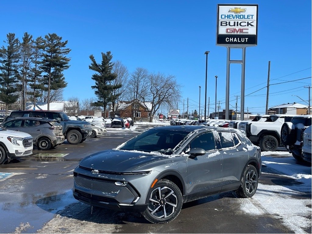 2025 Chevrolet Equinox EV in Joliette, Quebec - 1 - w1024h768px