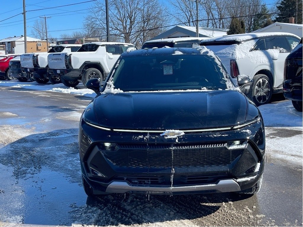 Chevrolet Equinox EV  2025 à Joliette, Québec - 2 - w1024h768px