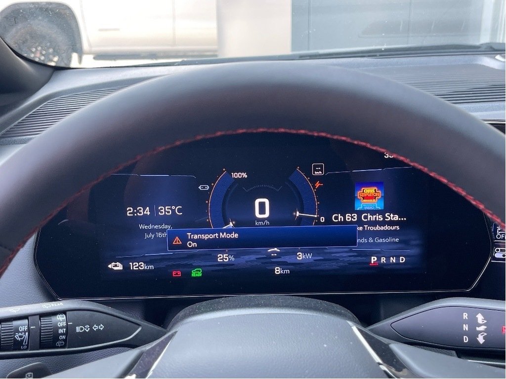 2025 Chevrolet Equinox EV in Joliette, Quebec - 14 - w1024h768px