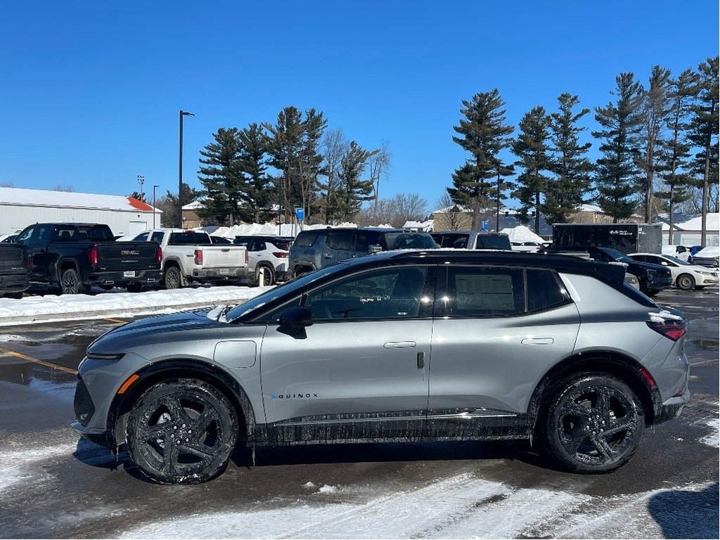 2025 Chevrolet Equinox EV in Joliette, Quebec - 3 - w1024h768px