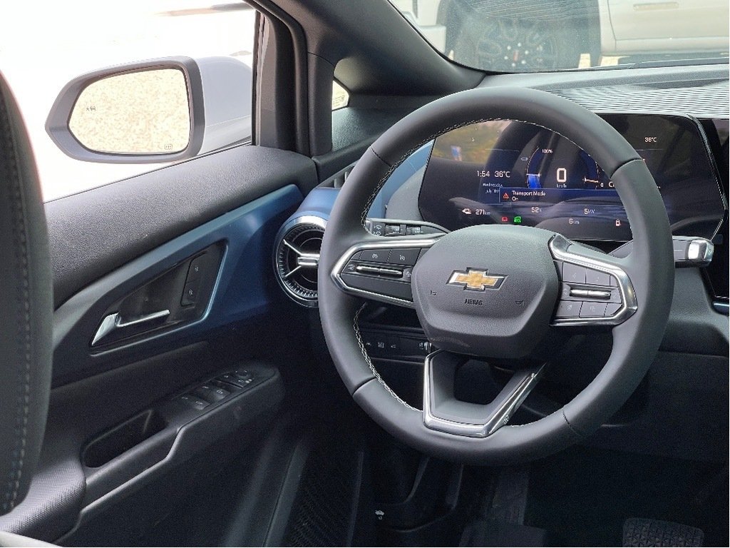 2025 Chevrolet Equinox EV in Joliette, Quebec - 13 - w1024h768px