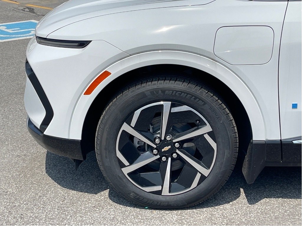 2025 Chevrolet Equinox EV in Joliette, Quebec - 7 - w1024h768px