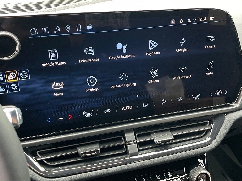 2025 Chevrolet Equinox EV in Joliette, Quebec - 15 - w1024h768px