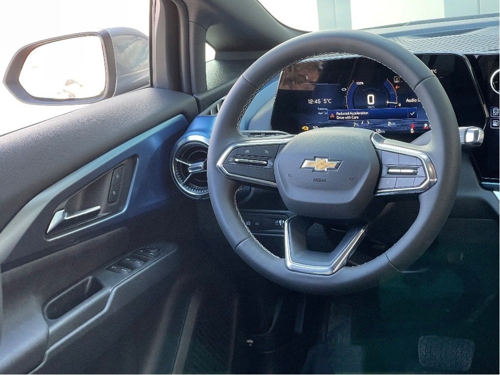 Chevrolet Equinox EV  2025 à Joliette, Québec - 13 - w1024h768px