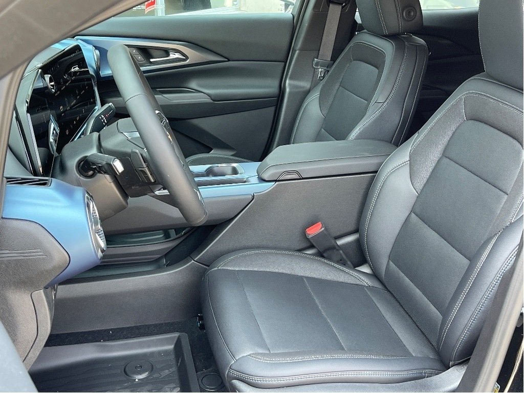 Chevrolet Equinox EV  2025 à Joliette, Québec - 9 - w1024h768px