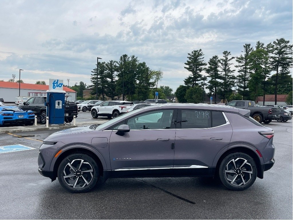 2025 Chevrolet Equinox EV in Joliette, Quebec - 3 - w1024h768px