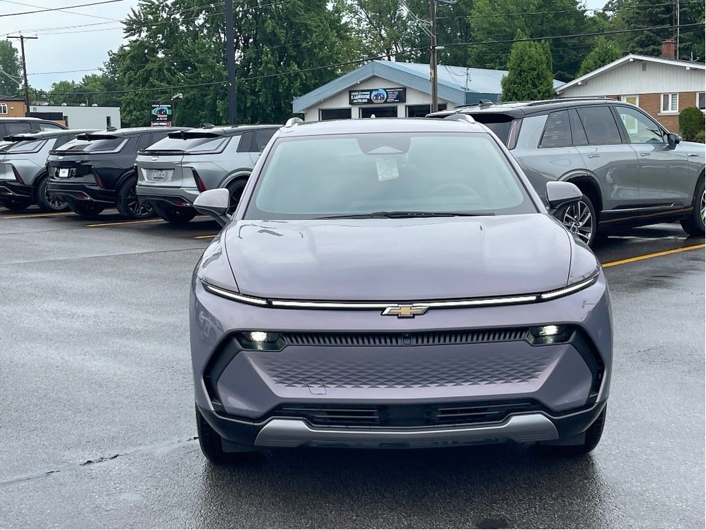 2025 Chevrolet Equinox EV in Joliette, Quebec - 2 - w1024h768px