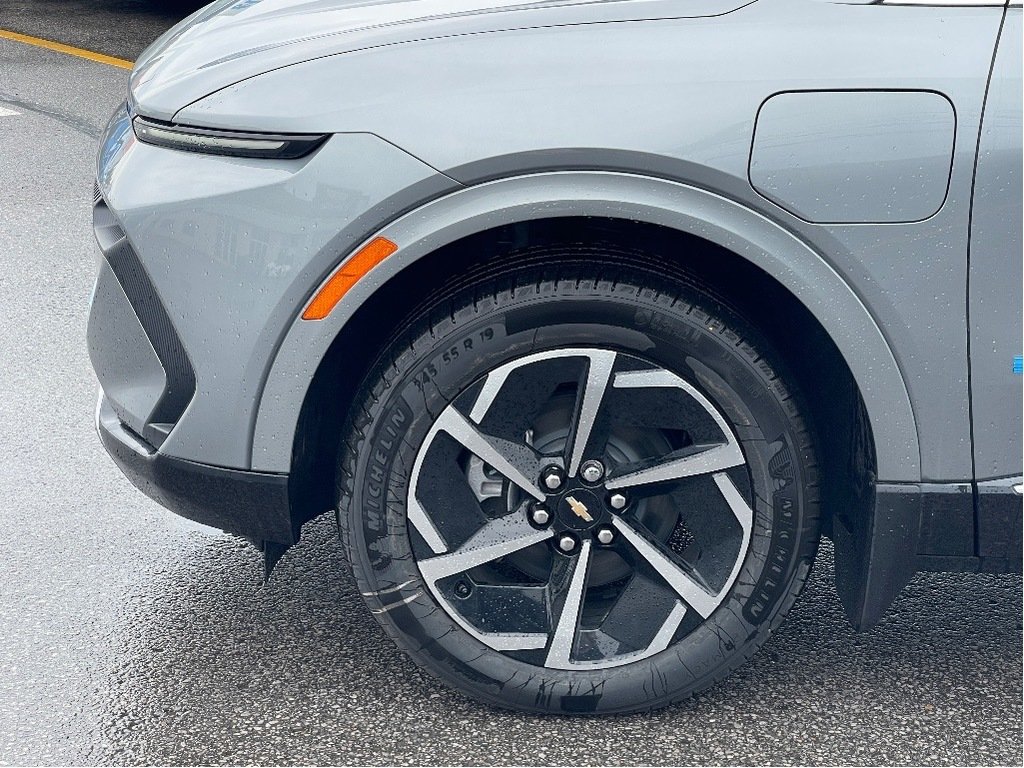 2025 Chevrolet Equinox EV in Joliette, Quebec - 7 - w1024h768px