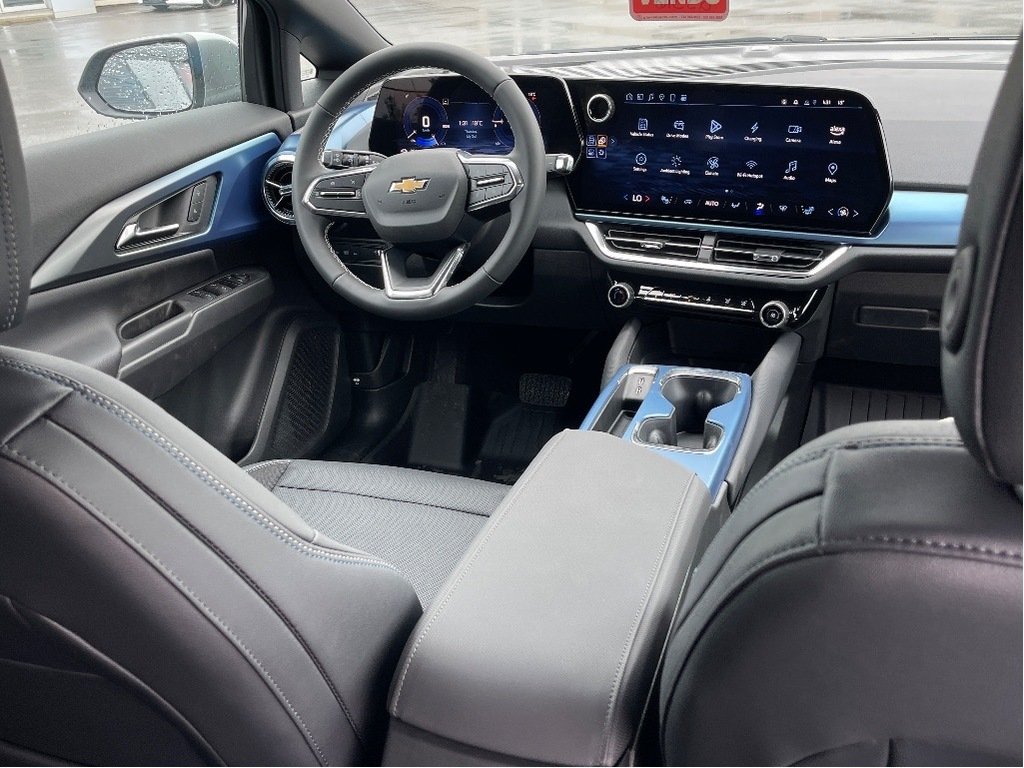 2025 Chevrolet Equinox EV in Joliette, Quebec - 11 - w1024h768px