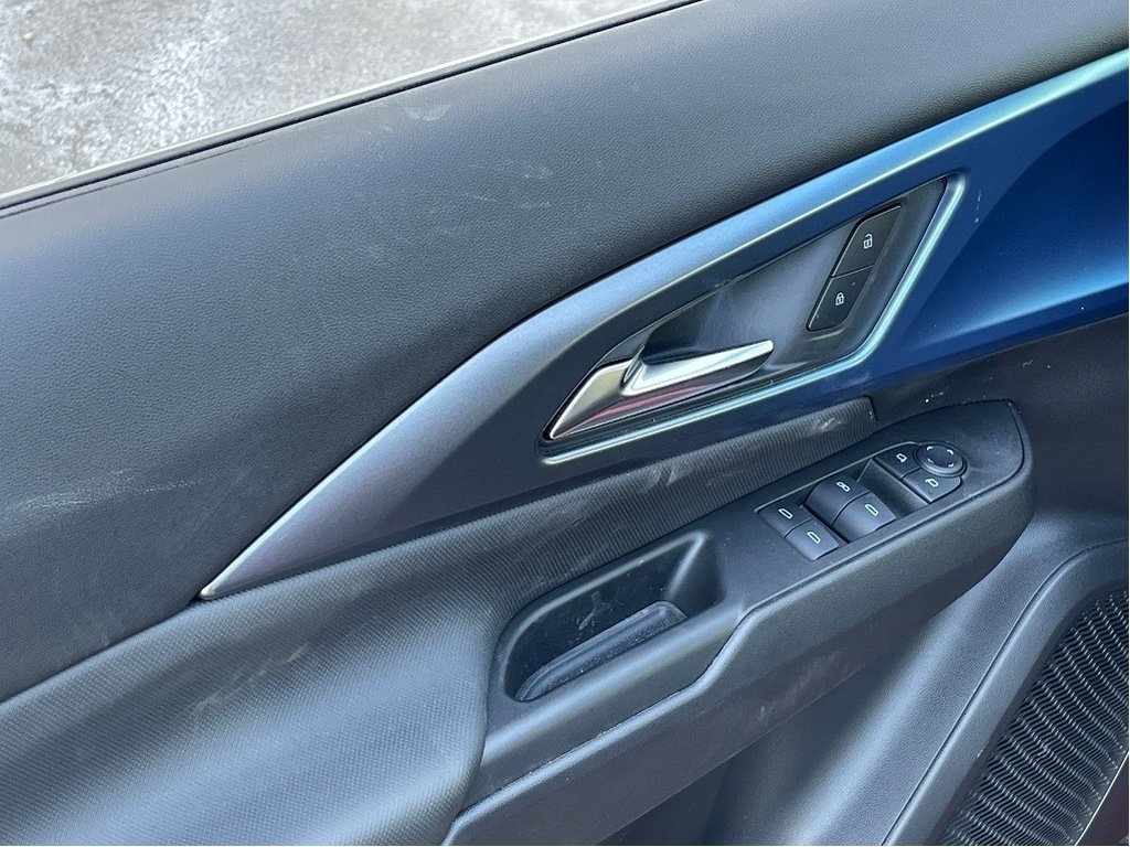 2025 Chevrolet Equinox EV in Joliette, Quebec - 12 - w1024h768px