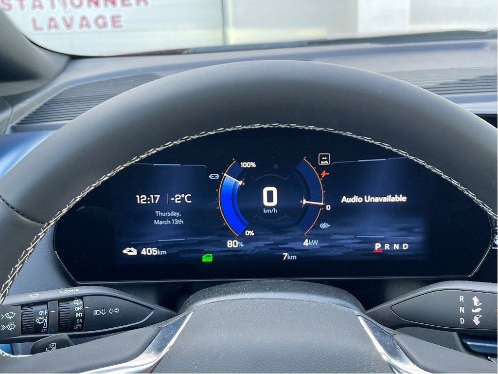 Chevrolet Equinox EV  2025 à Joliette, Québec - 14 - w1024h768px