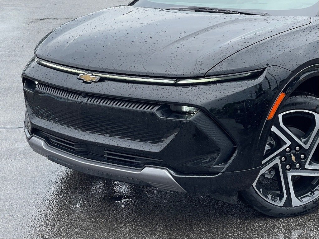 2025 Chevrolet Equinox EV in Joliette, Quebec - 6 - w1024h768px