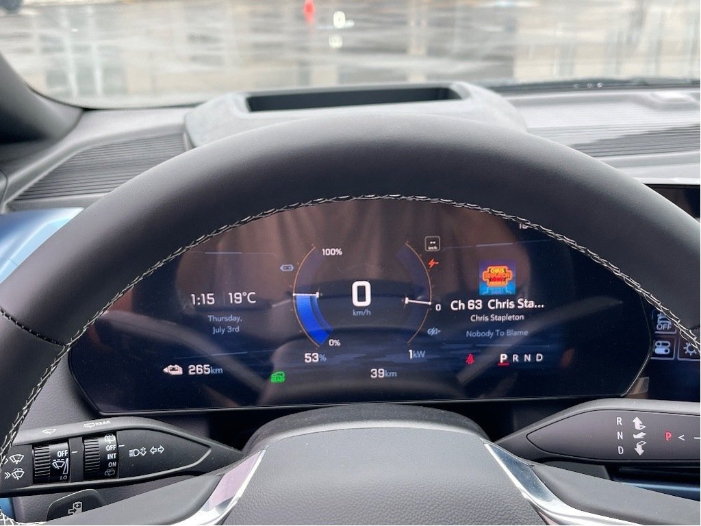 2025 Chevrolet Equinox EV in Joliette, Quebec - 14 - w1024h768px