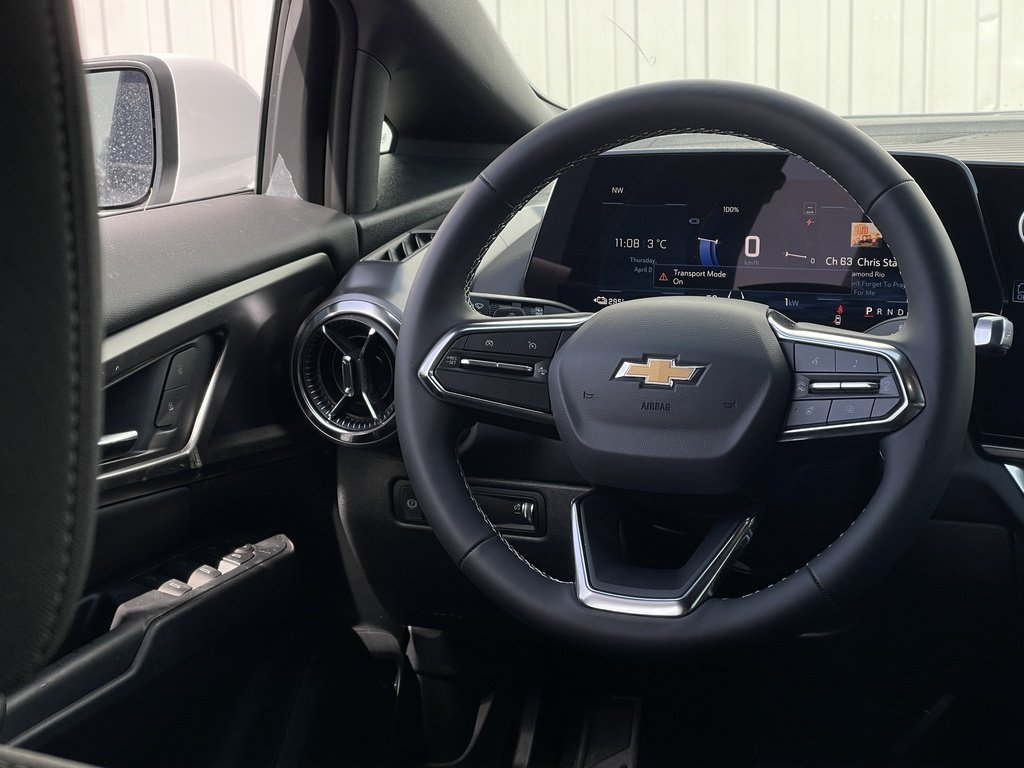 Chevrolet Equinox EV  2026 à Joliette, Québec - 12 - w1024h768px