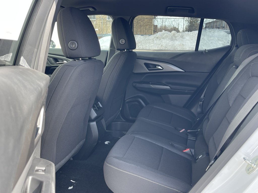 Chevrolet Equinox EV  2026 à Joliette, Québec - 9 - w1024h768px